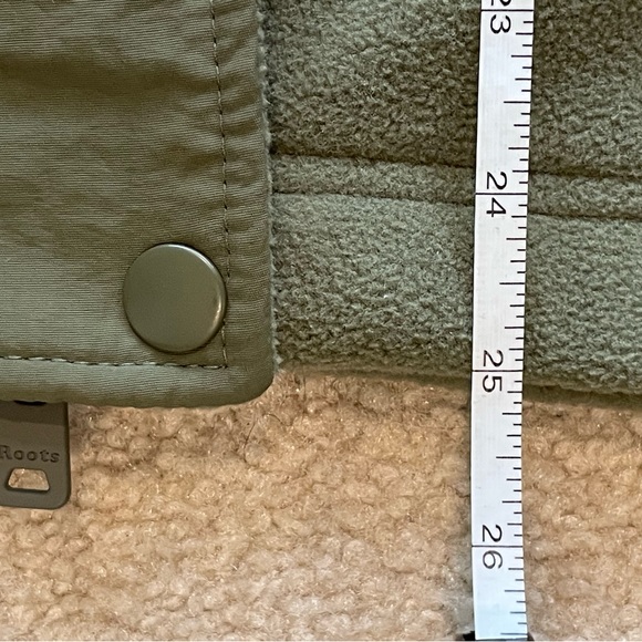 Roots Women’s Polartec mock neck jacket , Brand new, never worn - Picture 6 of 6
